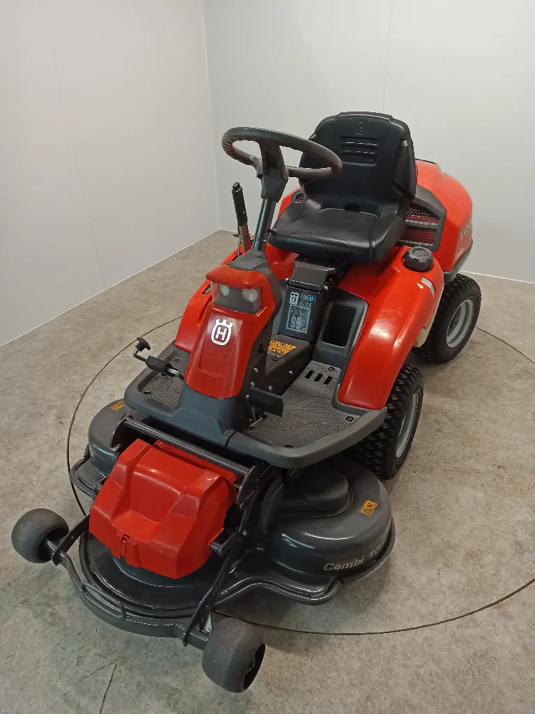Husqvarna 216T AWD 103cm -0062
