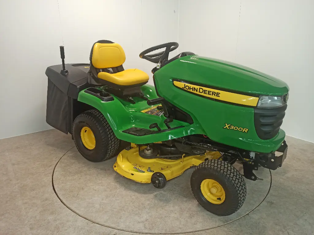 John Deere X300R