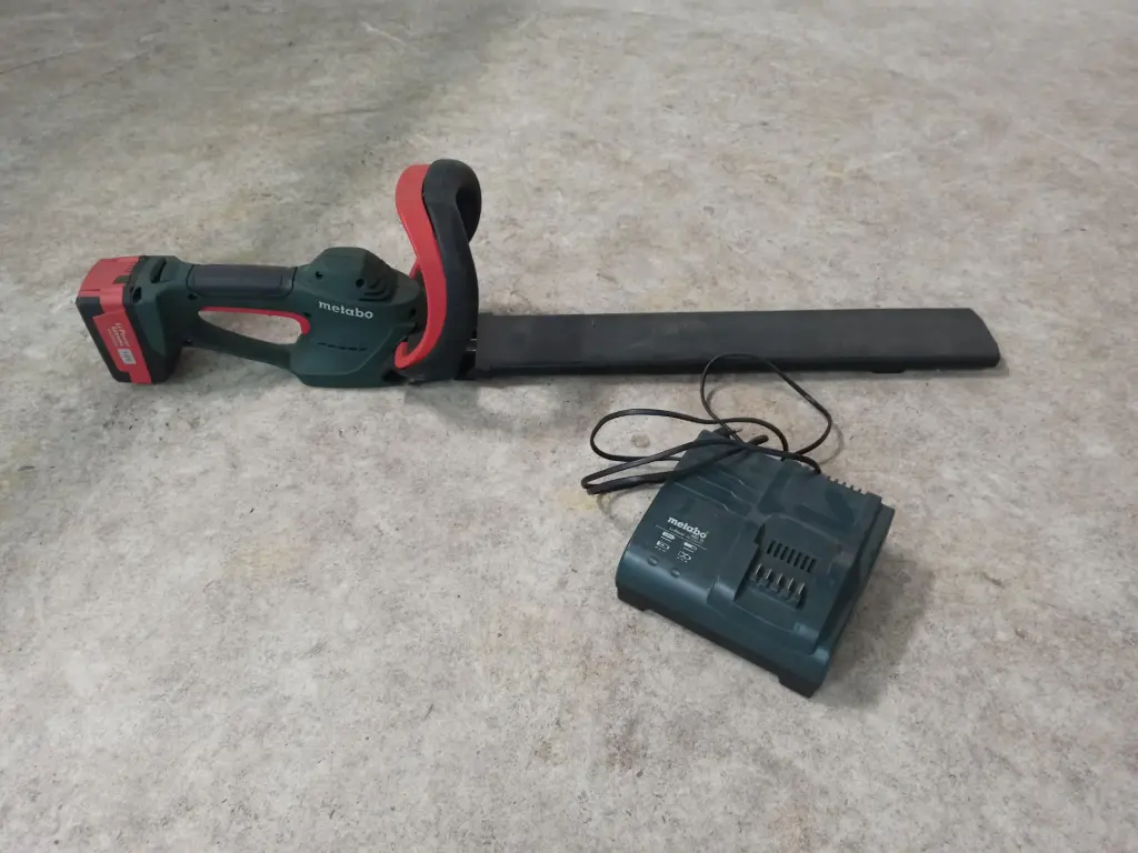 Metabo AHS18-55V Heggenschaar -0812